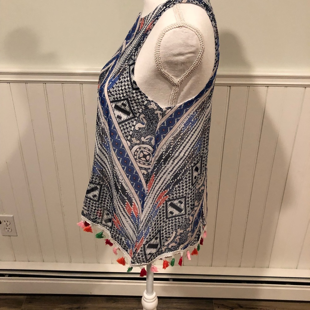 Last one! Boho Top with Tassels - Picture 2 of 3